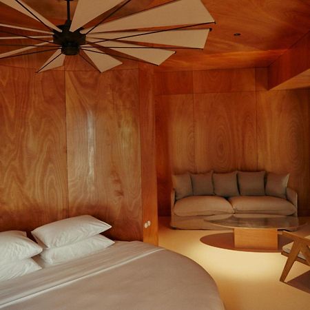 Rooms Hotel Batumi Bagian luar foto