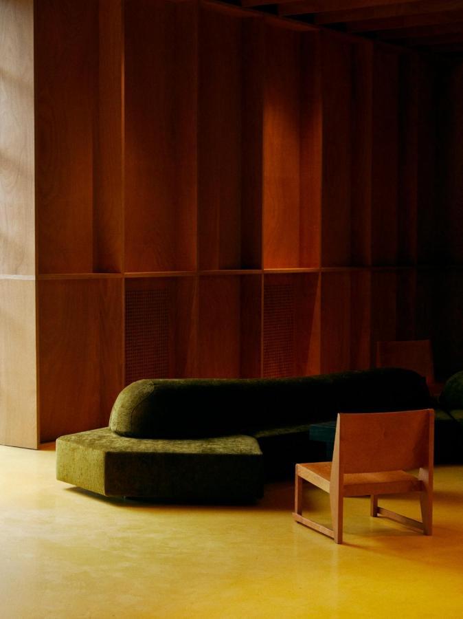 Rooms Hotel Batumi Bagian luar foto