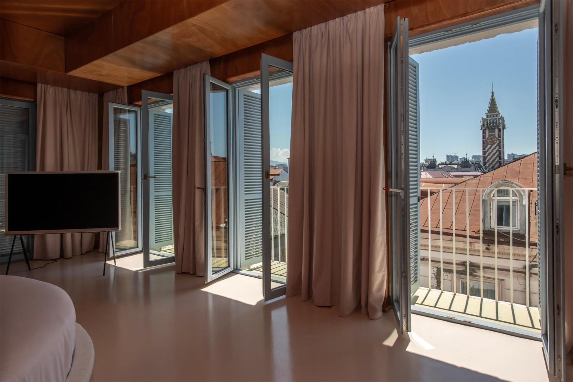 Rooms Hotel Batumi Bagian luar foto